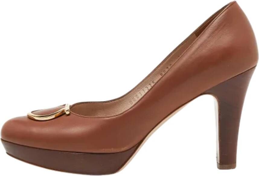 Salvatore Ferragamo Pre-owned Leather heels Brown Dames