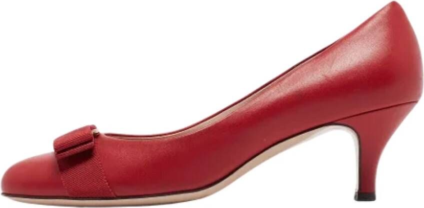 Salvatore Ferragamo Pre-owned Leather heels Red Dames