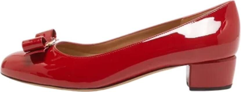 Salvatore Ferragamo Pre-owned Leather heels Red Dames