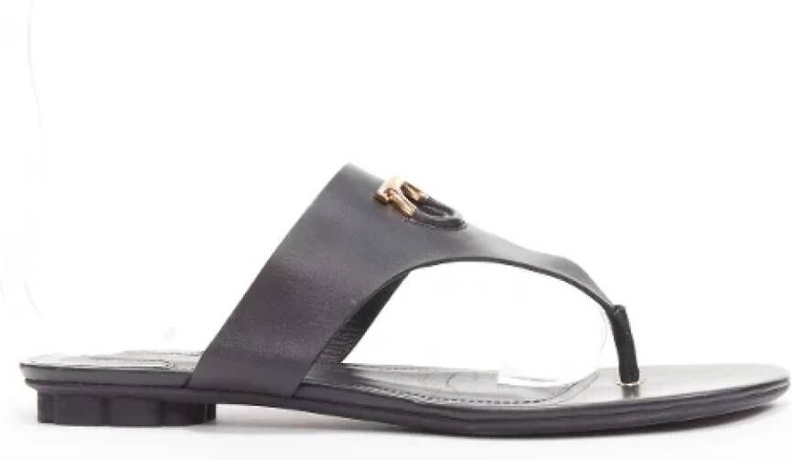 Salvatore Ferragamo Pre-owned Leather sandals Black Dames