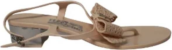 Salvatore Ferragamo Pre-owned Rubber sandals Pink Dames