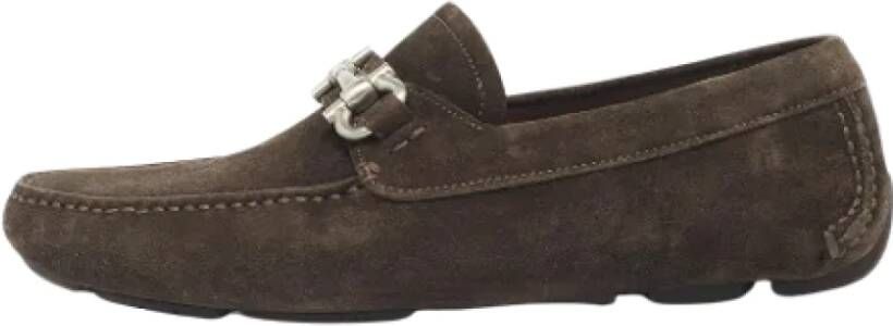 Salvatore Ferragamo Pre-owned Suede flats Brown Heren