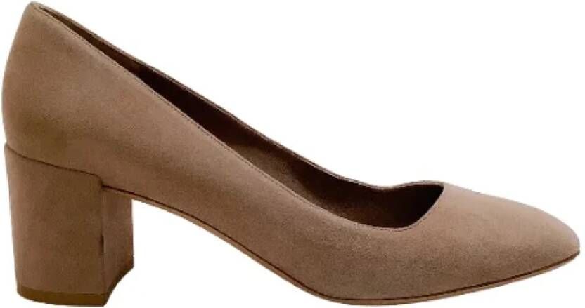 Salvatore Ferragamo Pre-owned Suede heels Beige Dames