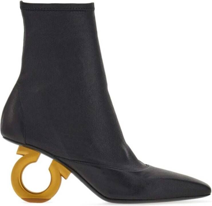 Salvatore Ferragamo Enkellaarzen van stretch napa-leer met gouden Gancini-hak Black Dames