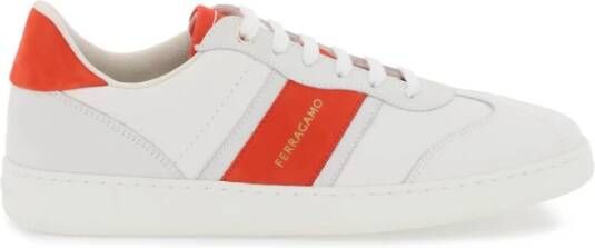Salvatore Ferragamo Sneakers van generfd leer met suède inzetstukken en bedrukt logo Multicolor Dames