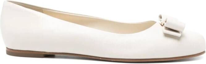 Salvatore Ferragamo Witte Ballerina Schoenen Elegante Stijl White Dames