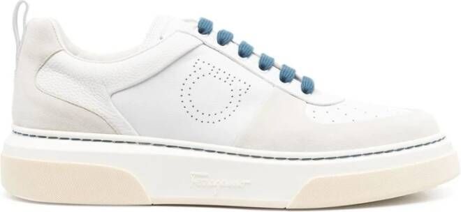 Salvatore Ferragamo Witte Sneakers met Gancini Logo Detail White Heren