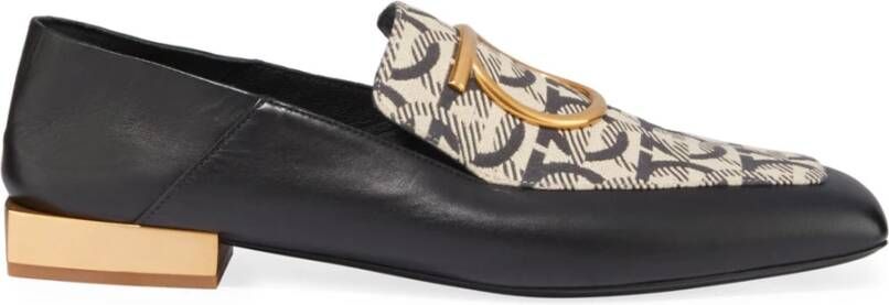 Salvatore Ferragamo Zwarte Loafer Schoenen met Gancini Gesp Multicolor Dames