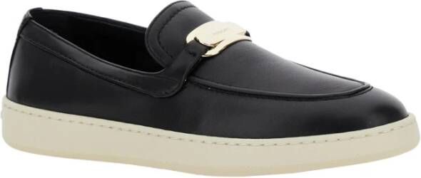 Salvatore Ferragamo Zwarte platte instappers met goudkleurig logo Black Dames