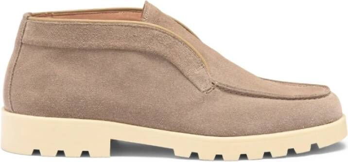 Santoni Grijze Suède Woestijnlaarzen Lichtgewicht Chic Beige Dames