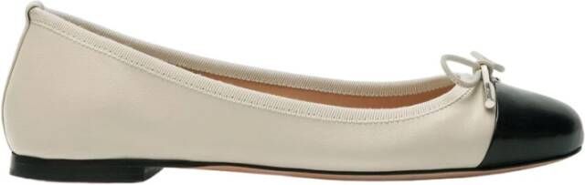 Scarosso Handgemaakte Ballet Flats in Off White Beige Dames