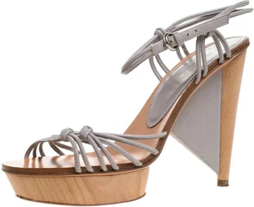 Sergio Rossi Pre-owned Leather sandals Gray Dames