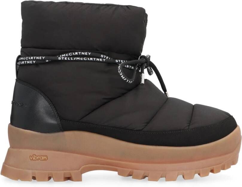 Stella Mccartney Gewatteerde wandelschoenen met Vibram zool Black Dames