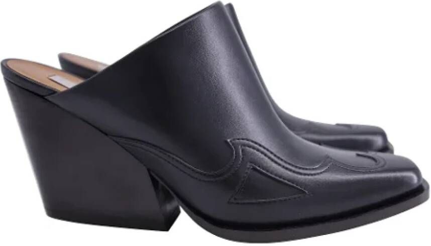 Stella McCartney Pre-owned Leather flats Black Dames