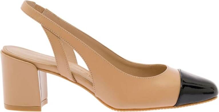 Stuart Weitzman Beige Slingback Pumps met Blokhak Beige Dames