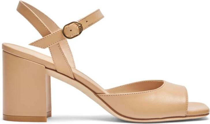 Stuart Weitzman Blokhak Sandaal Verhoogt Outfit Moderne Stijl Beige Dames