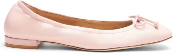 Stuart Weitzman Minimalistische Ballet Flat met Strik Accent Pink Dames