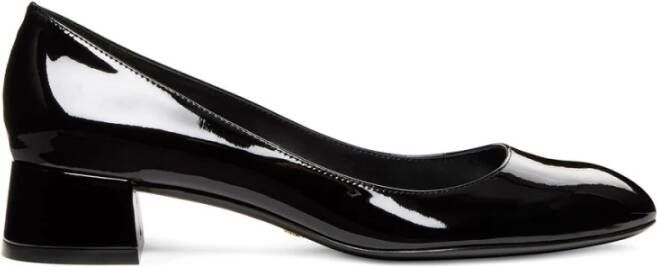 Stuart Weitzman Moderne Twist op Klassieke Pump Black Dames