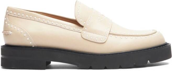 Stuart Weitzman Parel Loafer met Lug Sole Beige Dames