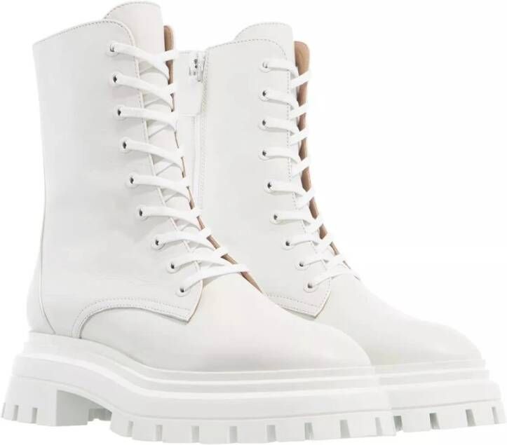 Stuart Weitzman Witte Lace-Up Bootie met Platform White Dames