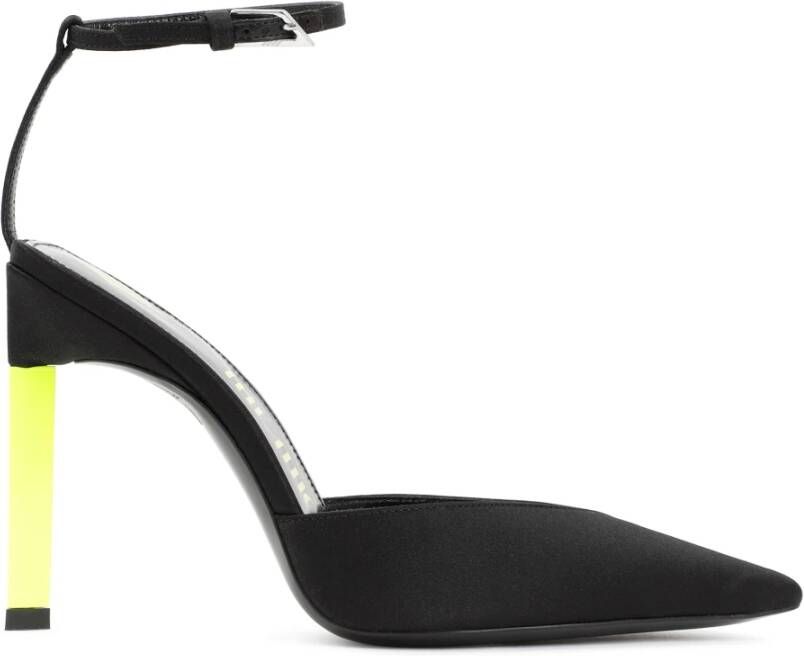 The Attico Zwarte Satijnen Pumps met Puntneus Black Dames