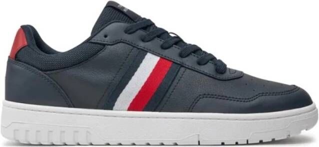 Tommy Hilfiger Plateausneakers TH BASKET CORE LITE vrijetijdsschoen halve schoen veterschoen met gepolsterde schacht