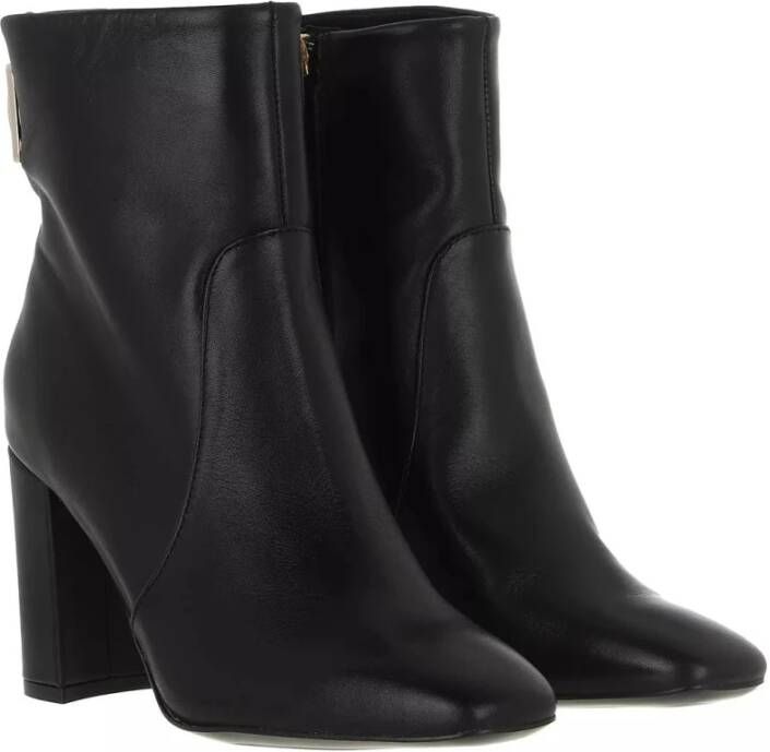 Tommy Hilfiger Boots & laarzen TH Hardware High Heel Bootie in zwart