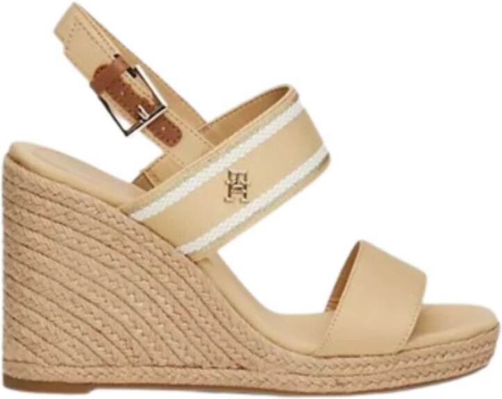 Tommy Hilfiger Sleehaksandaaltjes WEBBING HIGH WEDGE SANDAL zomerschoen sandaal wig hak met zij th-label