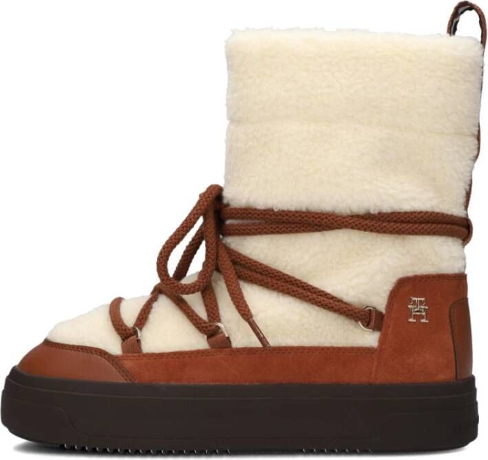 Tommy Hilfiger Snowboot met veters voor winterstijl Brown Dames