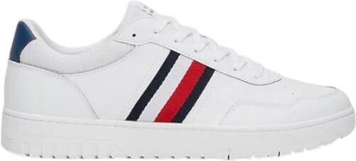 Tommy Hilfiger Plateausneakers TH BASKET CORE LITE vrijetijdsschoen lage schoen veterschoen met gepolsterde schacht