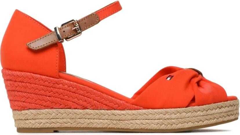 Tommy Hilfiger Sleehaksandaaltjes BASIC OPEN TOE MID WEDGE met een verstelbaar riempje