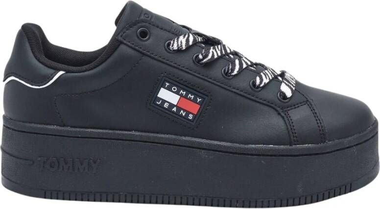 TOMMY JEANS Plateausneakers TJW FLATFORM ESS vrijetijdsschoen halve schoen veterschoen met gepolsterde schacht