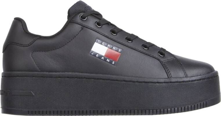 TOMMY JEANS Plateausneakers TJW FLATFORM ESS vrijetijdsschoen lage schoen veterschoen met gepolsterde schacht