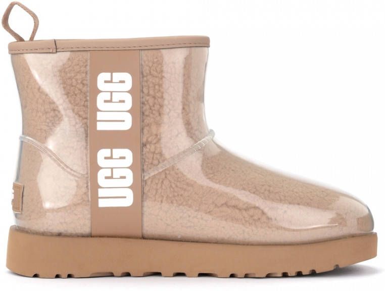 ugg transparent