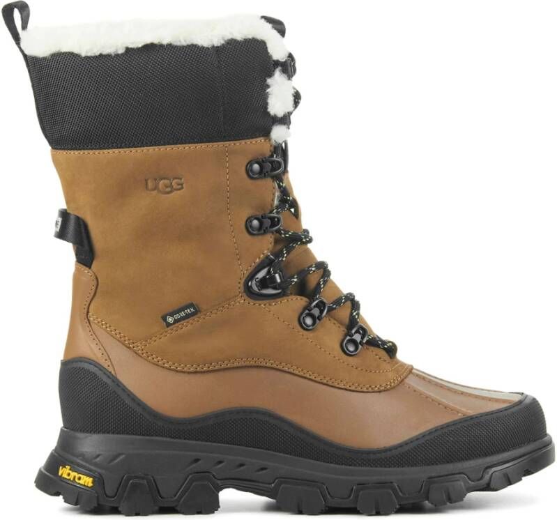 UGG Veterboots Dames Adirondack Meridian Maat: 37 Materiaal: Suède Kleur: Cognac