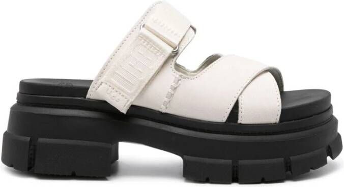 Ugg Criss-Cross Strap Plateau Sandalen White Dames