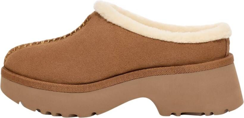 UGG Clogs Dames New Heights Cozy Clog Maat: 40 Materiaal: Suède Kleur: Cognac