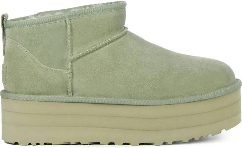 UGG Vachtlaarzen Dames W Classic Ultra Mini Platform Maat: 40 Materiaal: Suède Kleur: Groen