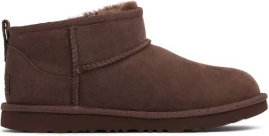 UGG Vachtlaarzen Heren Classic Ultra Mini Maat: 42 Materiaal: Suède Kleur: Taupe