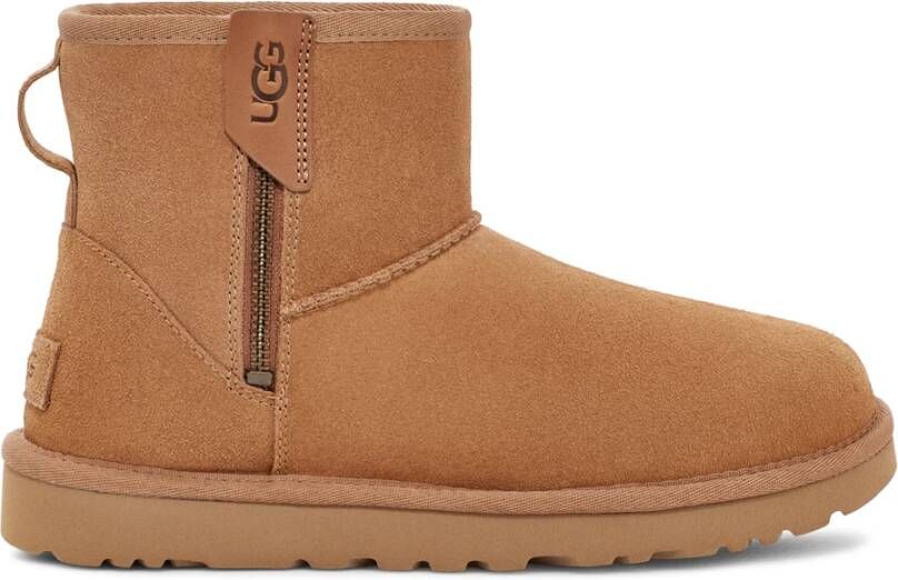 UGG Vachtlaarzen Dames Classic Mini Bailey Zip Maat: 40 Materiaal: Suède Kleur: Camel