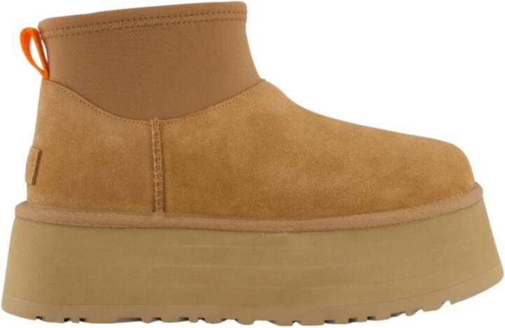 UGG Vachtlaarzen Dames W Classic Mini Dipper Maat: 41 Materiaal: Suède Kleur: Cognac