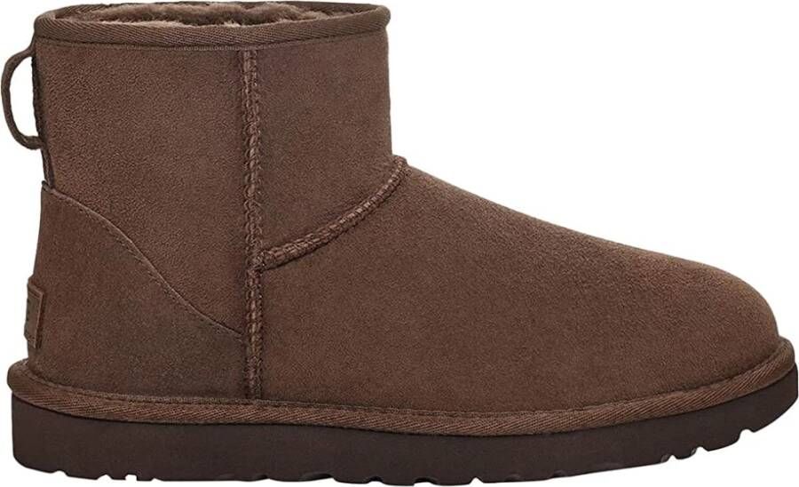 UGG Vachtlaarzen Classic Mini Ii Maat: 43 Materiaal: Suède Kleur: Bruin