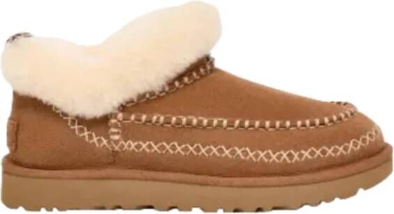 UGG Vachtlaarzen Dames Classic Ultra Mini Alpine Maat: 41 Materiaal: Suède Kleur: Cognac