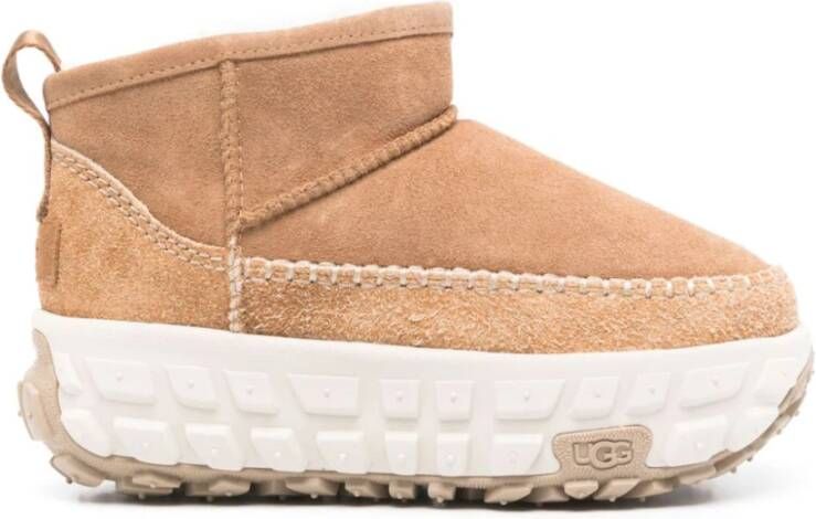 Ugg Suède Gevoerde Enkellaarzen Brown Dames