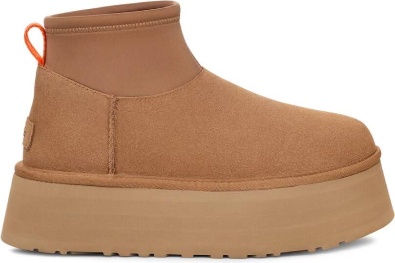 UGG Vachtlaarzen Dames W Classic Mini Dipper Maat: 42 Materiaal: Suède Kleur: Cognac