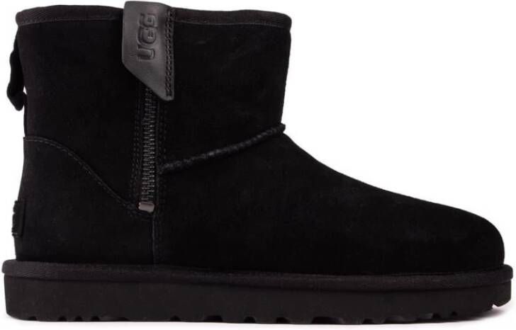 UGG Vachtlaarzen Dames Classic Mini Bailey Zip Maat: 36 Materiaal: Leer Kleur: Zwart