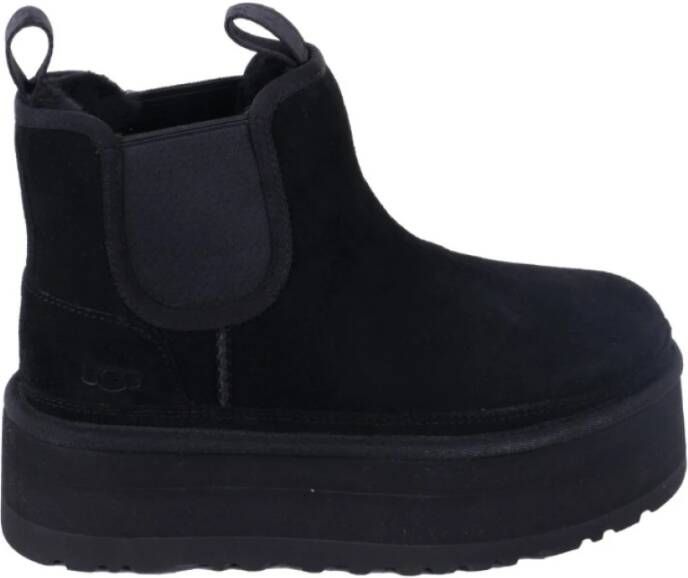 UGG Chelsea Boots Dames W Neumel Platform Chelsea Maat: 43 Materiaal: Suède Kleur: Zwart