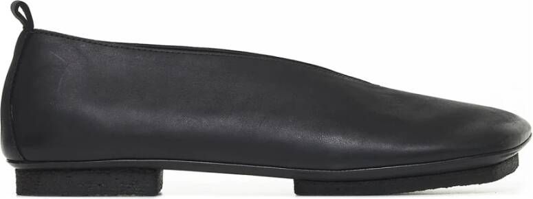 UMA Wang Zwarte platte schoenen Elegant stijl Black Dames