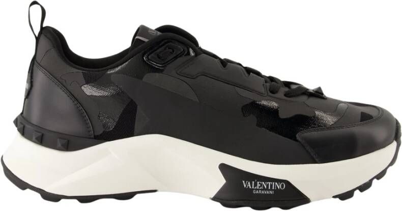 Valentino Garavani Camouflage Print High-Top Sneakers Black Heren