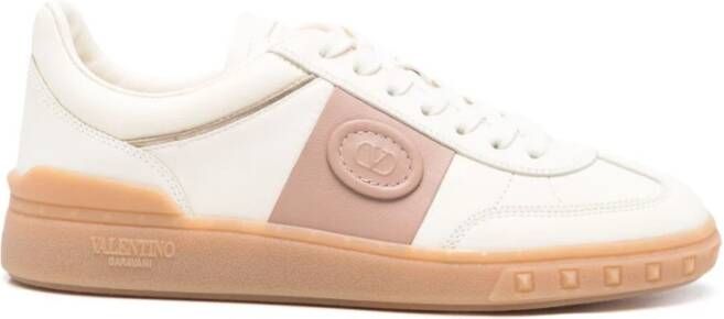 Valentino Garavani Ivory Sneakers met VLogo Signature Beige Dames